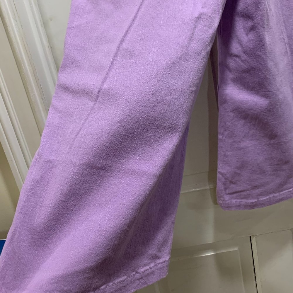 ASTR ~ NWT!!~ Lilac Capris - Picture 9 of 15